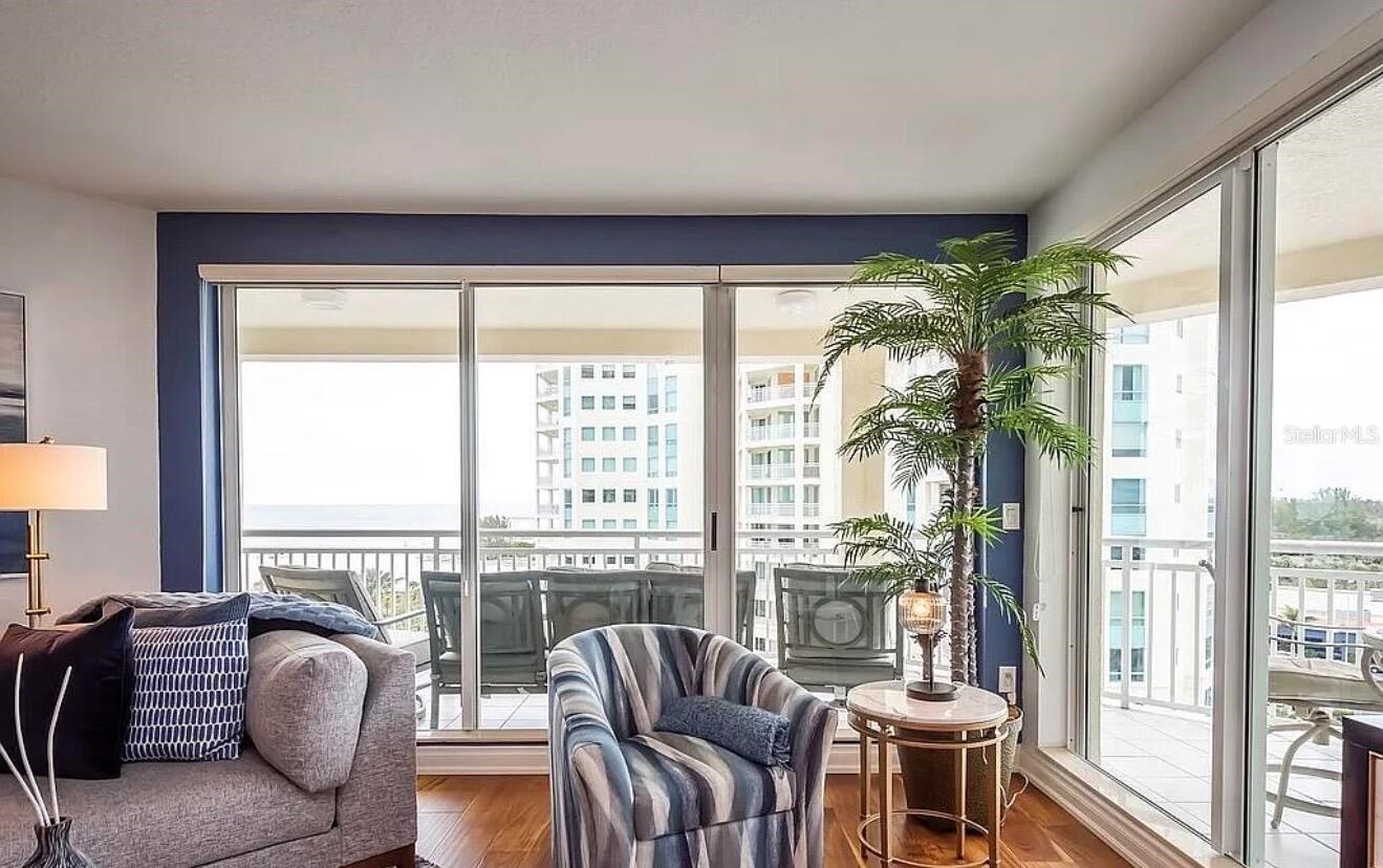 1180 GULF BLVD #806 — photo 2