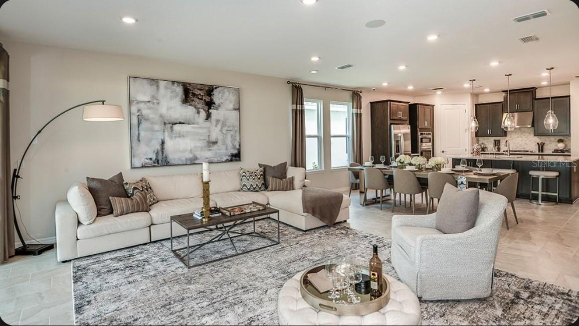 7068 FOXBORO WAY — photo 3