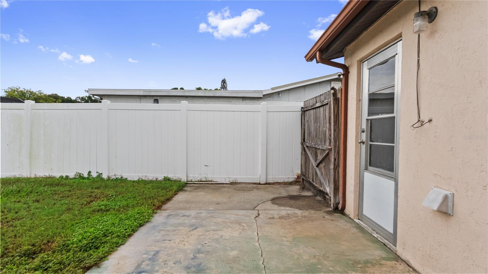 9310 LIDO LN — photo 21