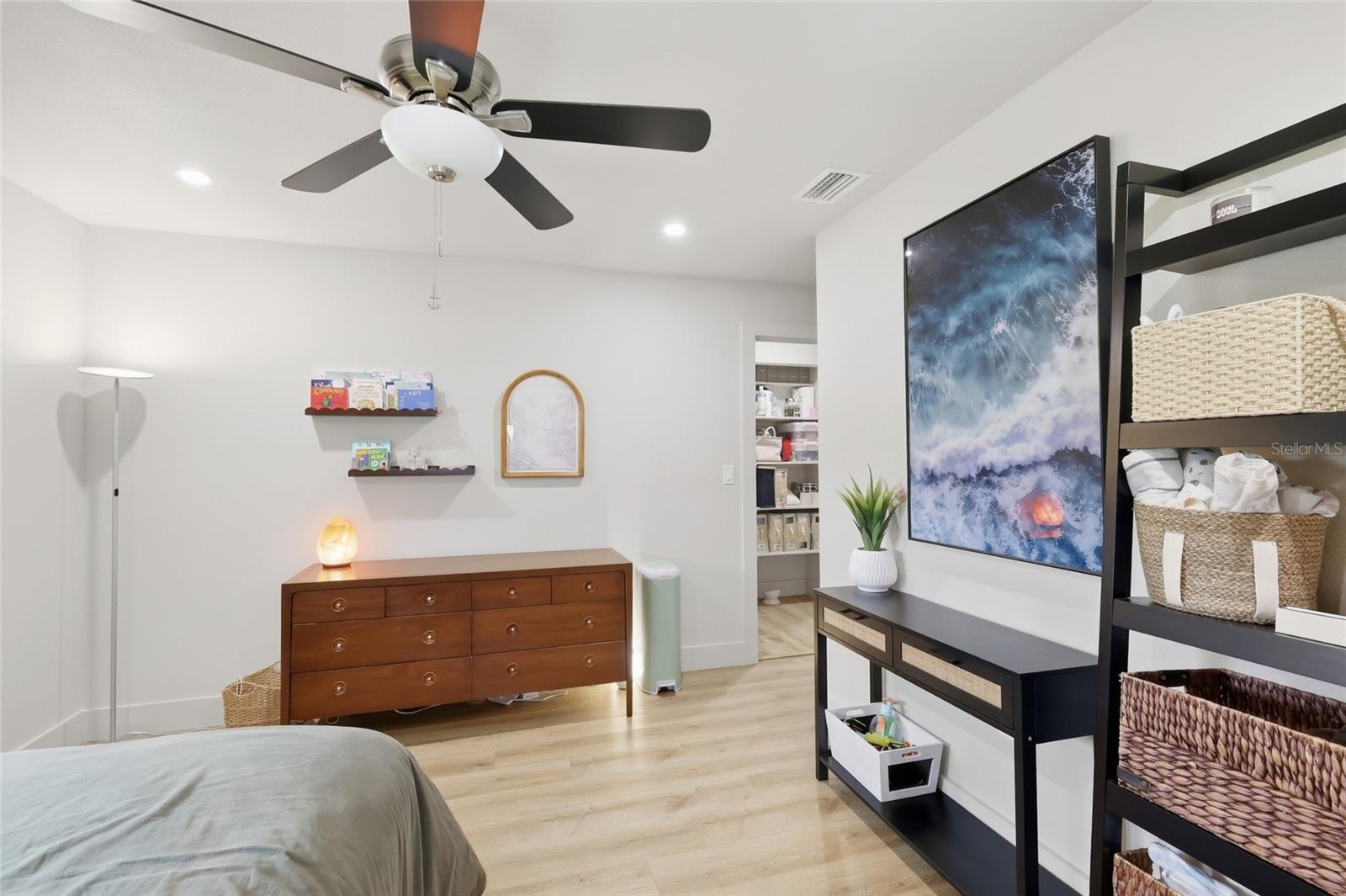 5055 LAHAINA DR — photo 16