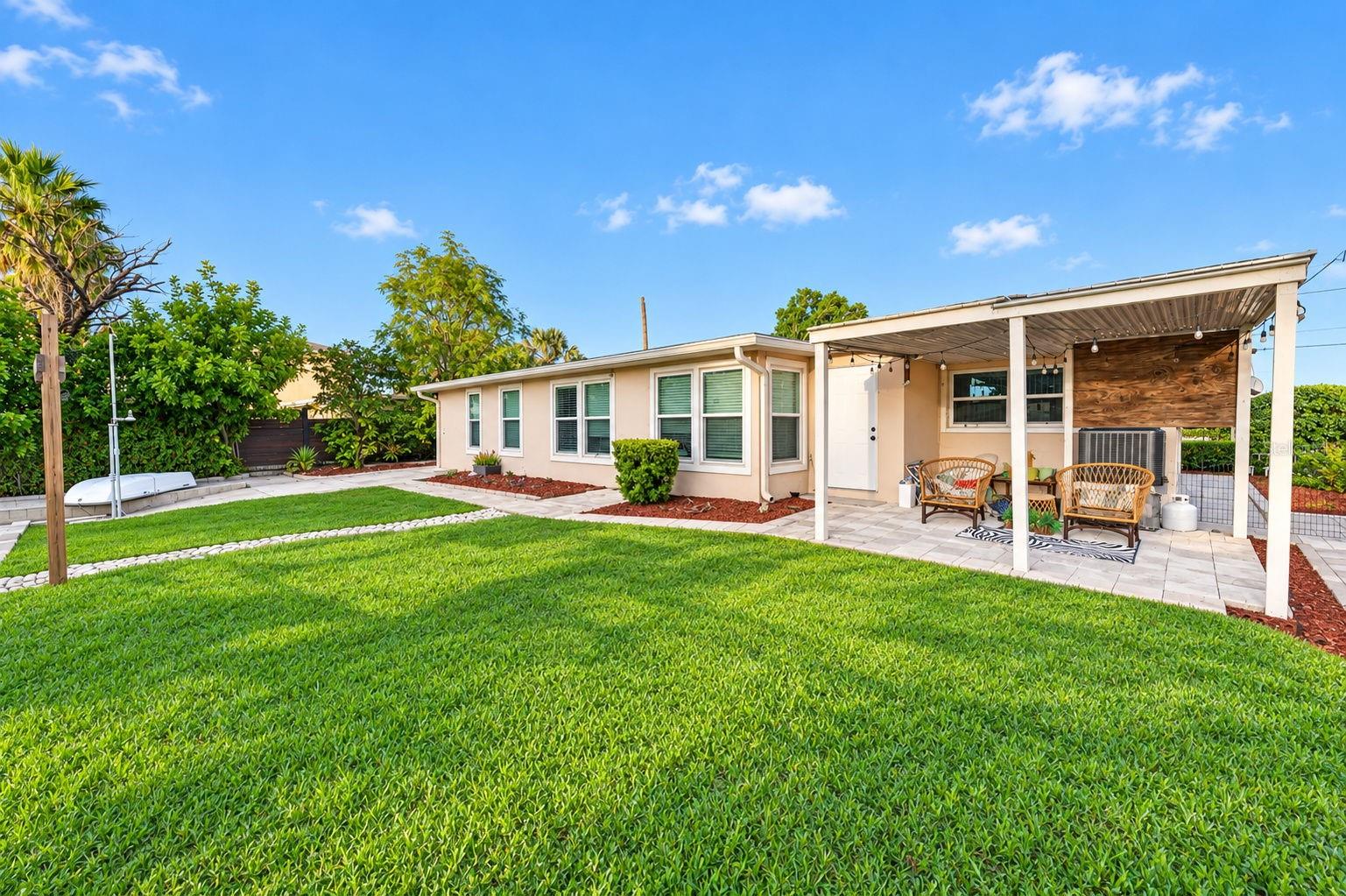 9398 SUN ISLE DR NE — photo 19
