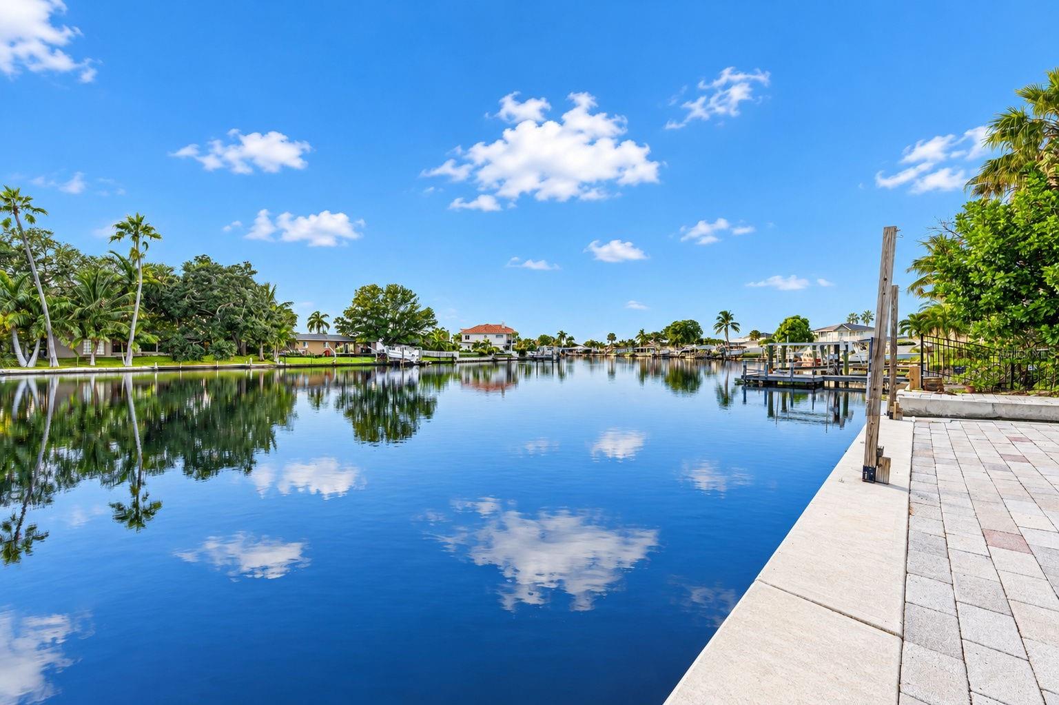 9398 SUN ISLE DR NE — photo 4