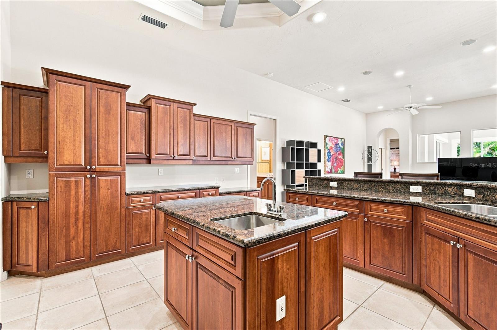 256 SUGAR MILL — photo 13