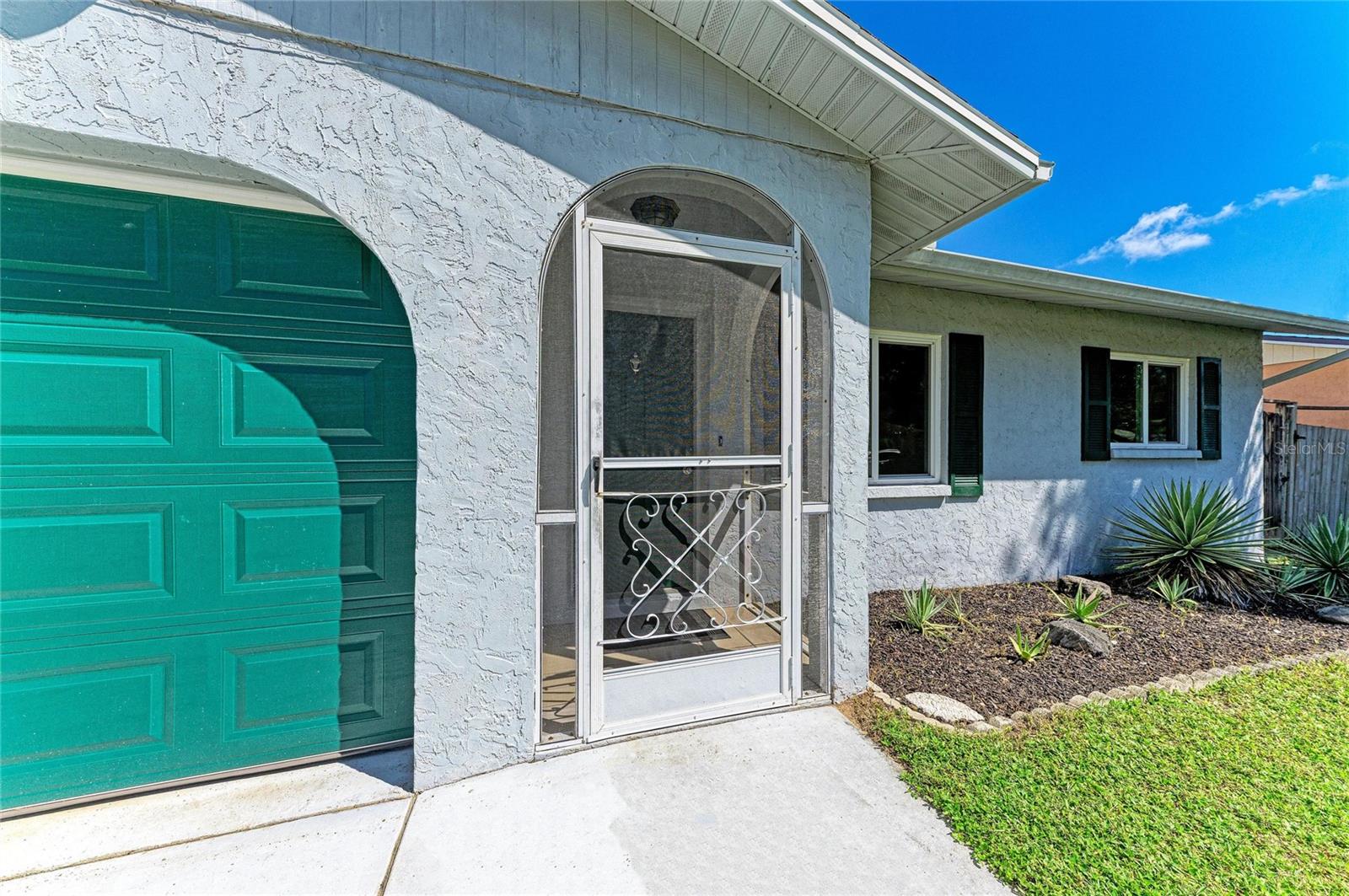 1903 COLLEEN ST — photo 2