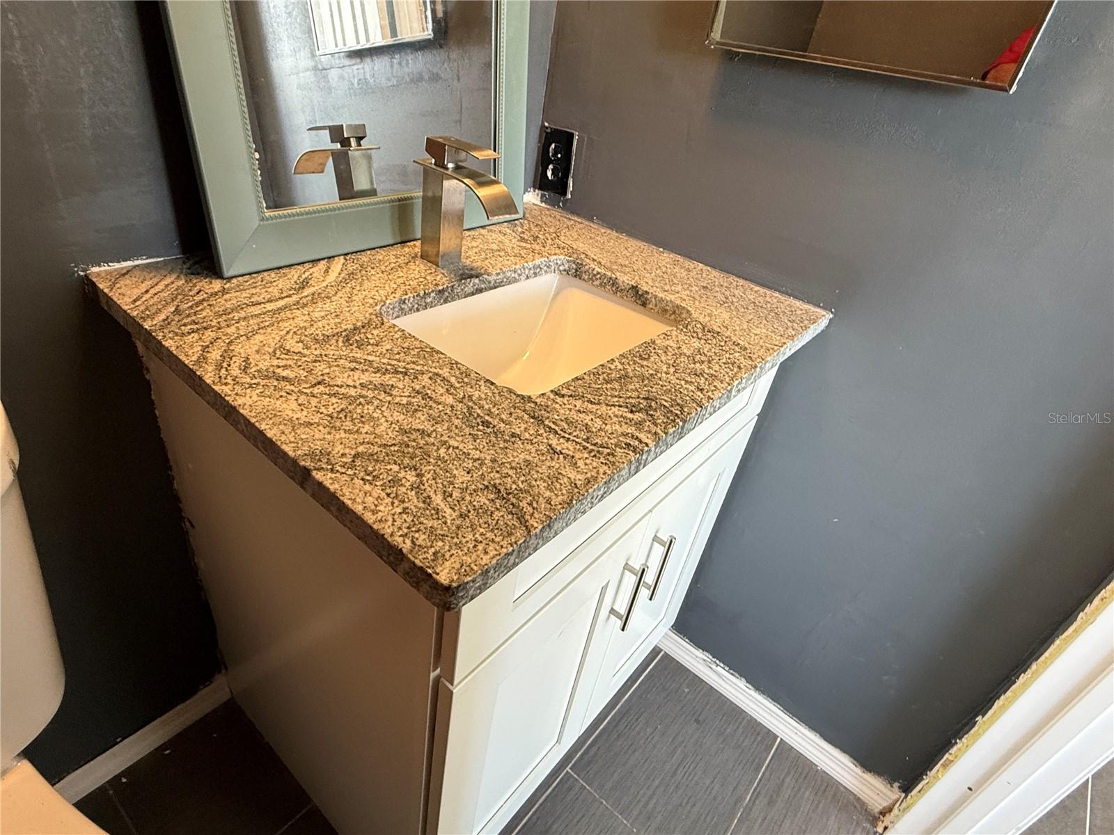 8611 LONGBOAT LN — photo 24