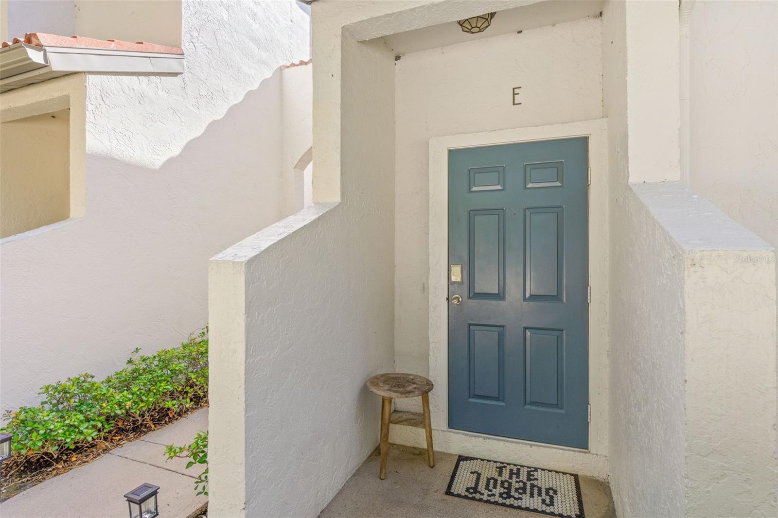 484 SANTA CRUZ PL NE #E — photo 3