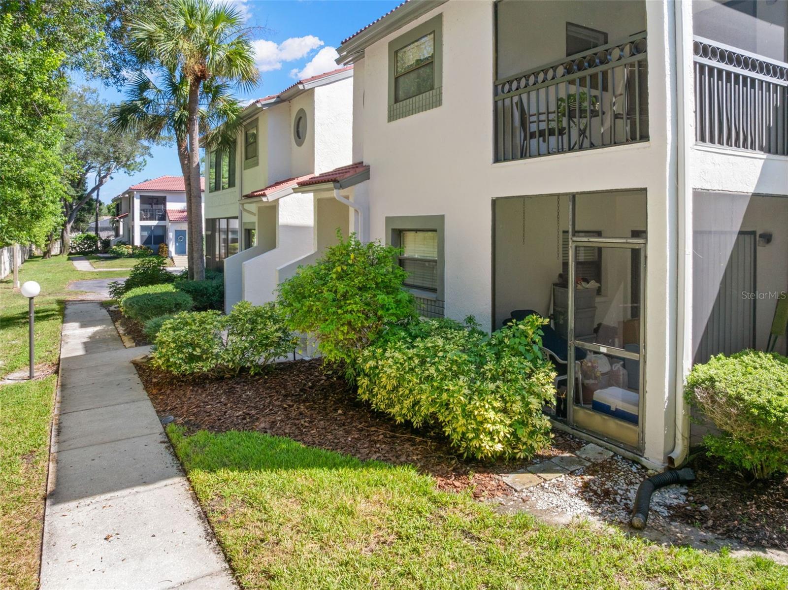 484 SANTA CRUZ PL NE #E — photo 22