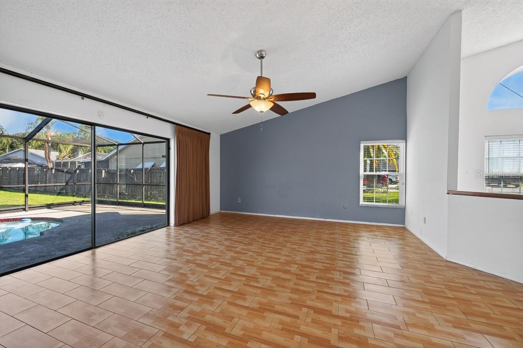 12007 MISTY BROOK CT — photo 16
