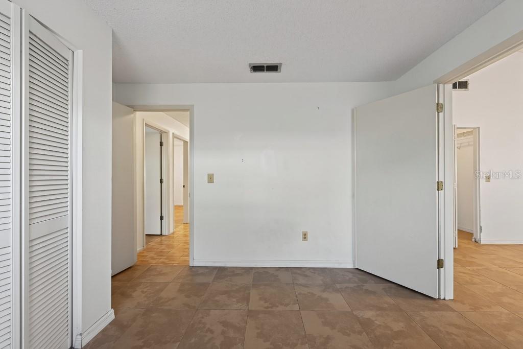 12007 MISTY BROOK CT — photo 35