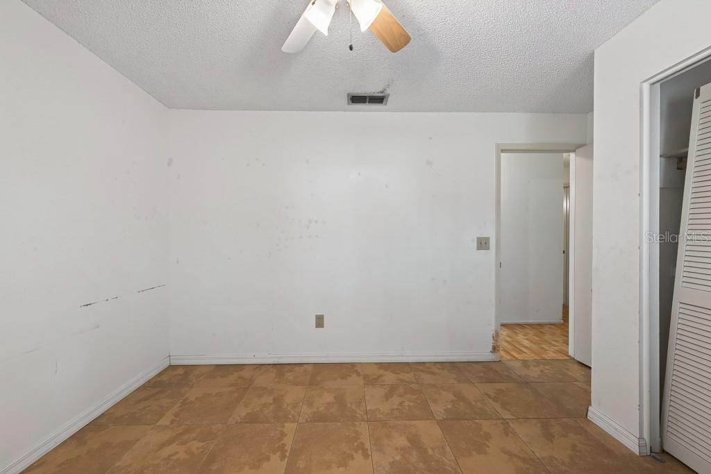 12007 MISTY BROOK CT — photo 42