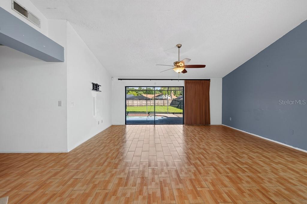12007 MISTY BROOK CT — photo 14