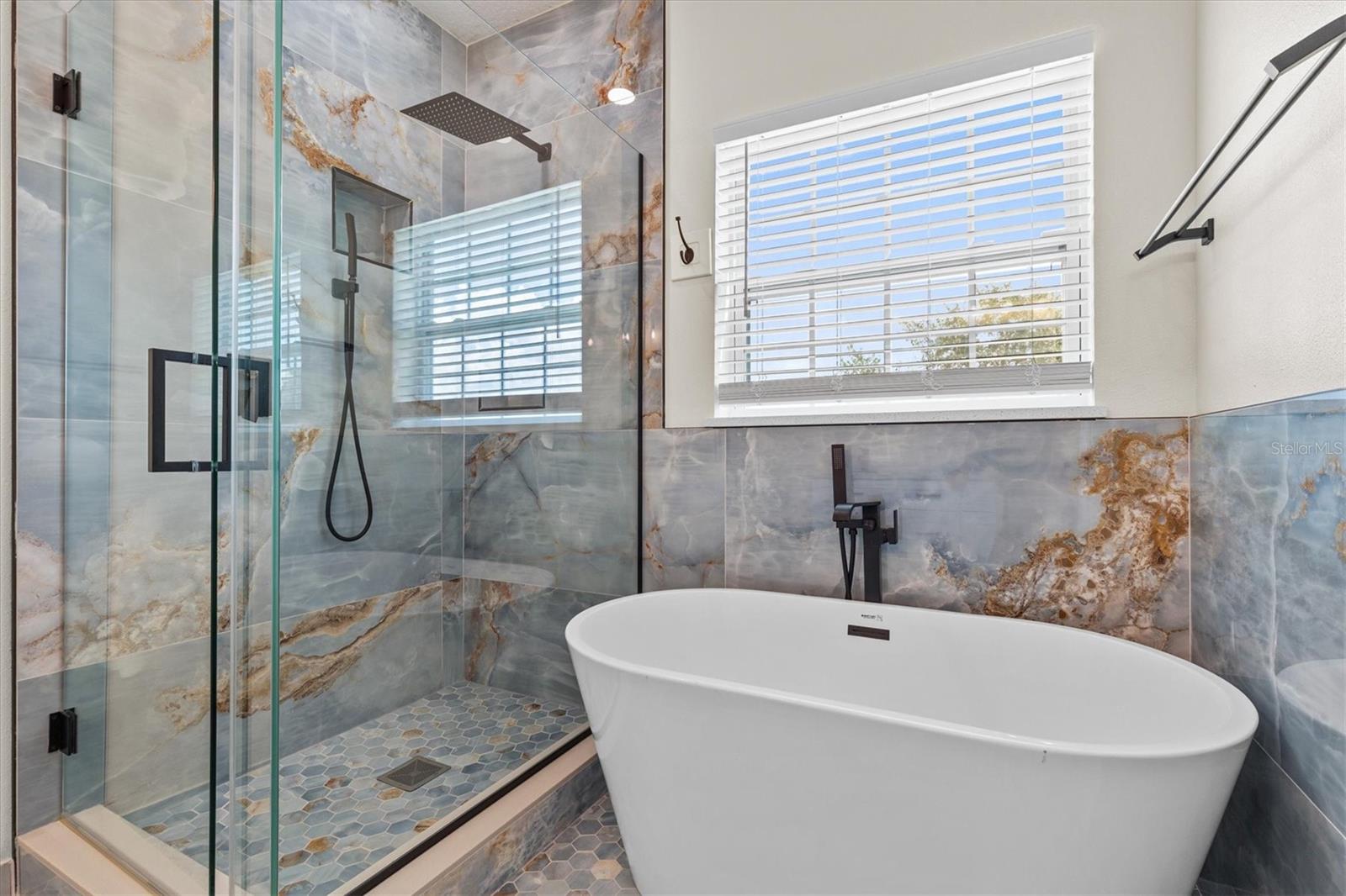 1081 S POINTE ALEXIS DR — photo 17
