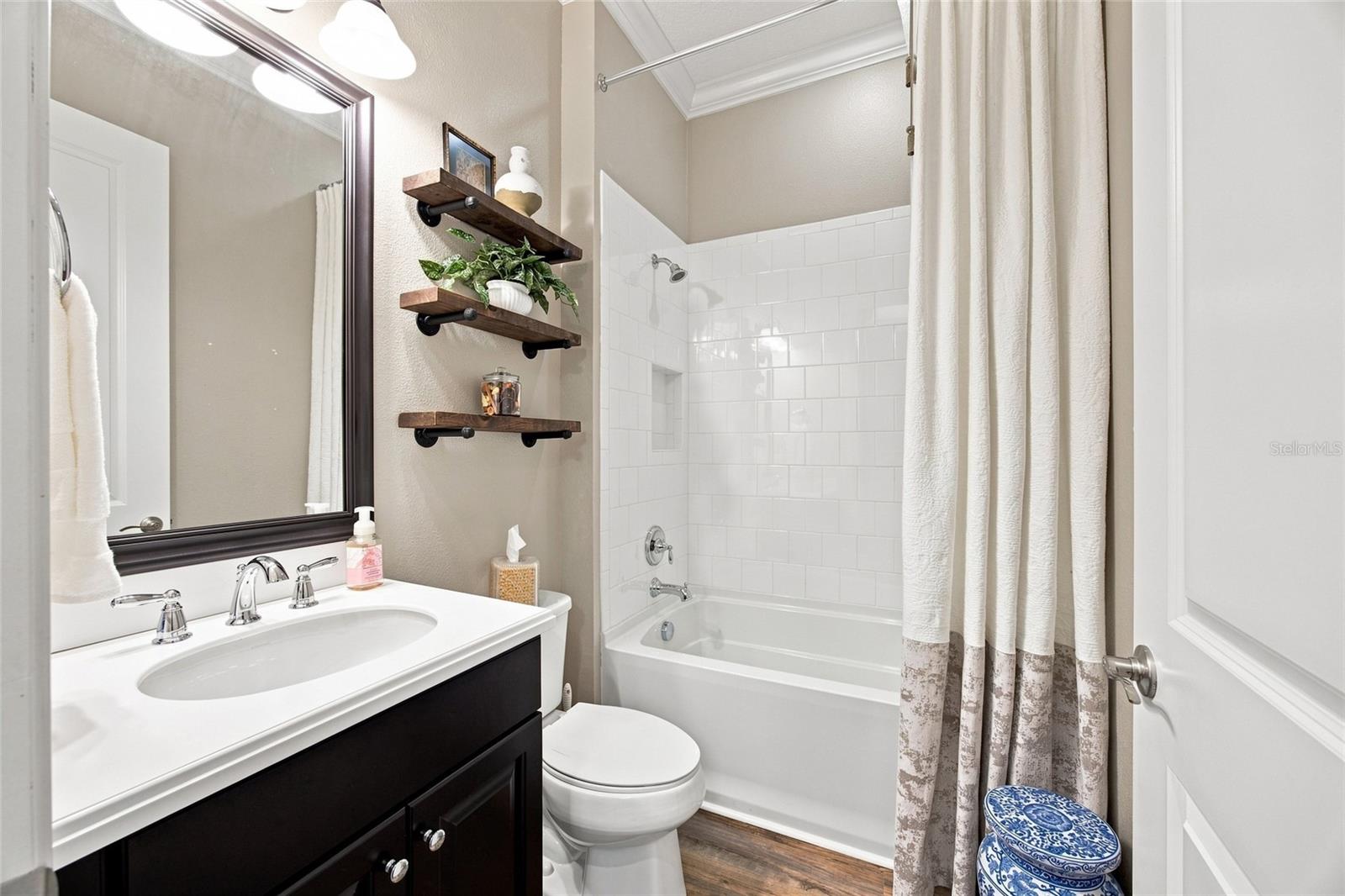 8557 GRAND ALBERATO RD — photo 30