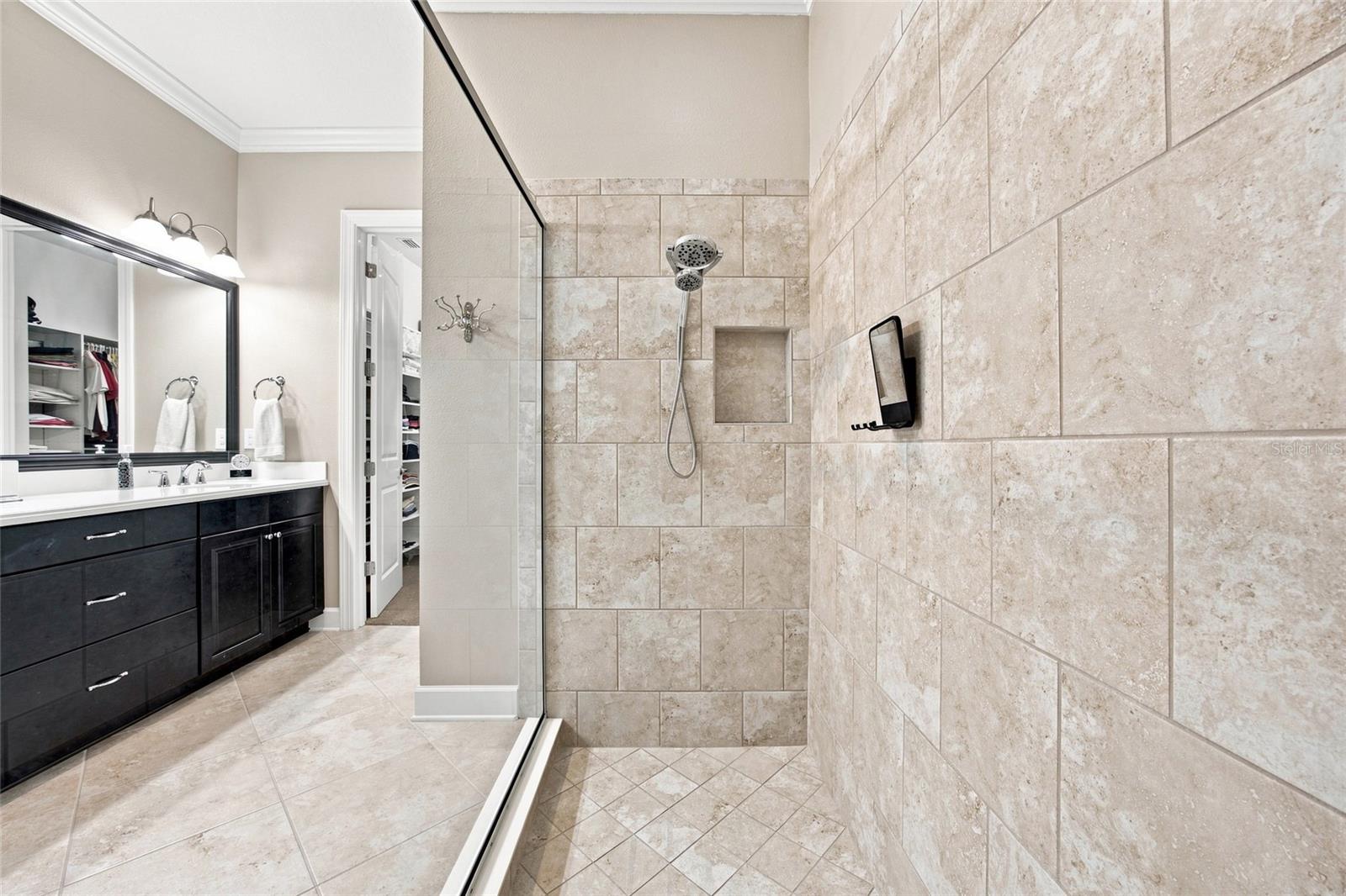 8557 GRAND ALBERATO RD — photo 13