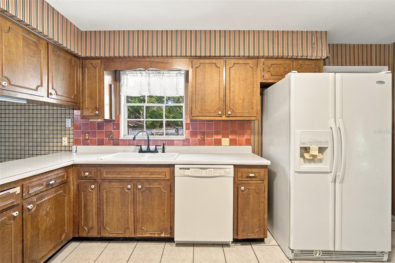 409 EL GRECO DR — photo 4