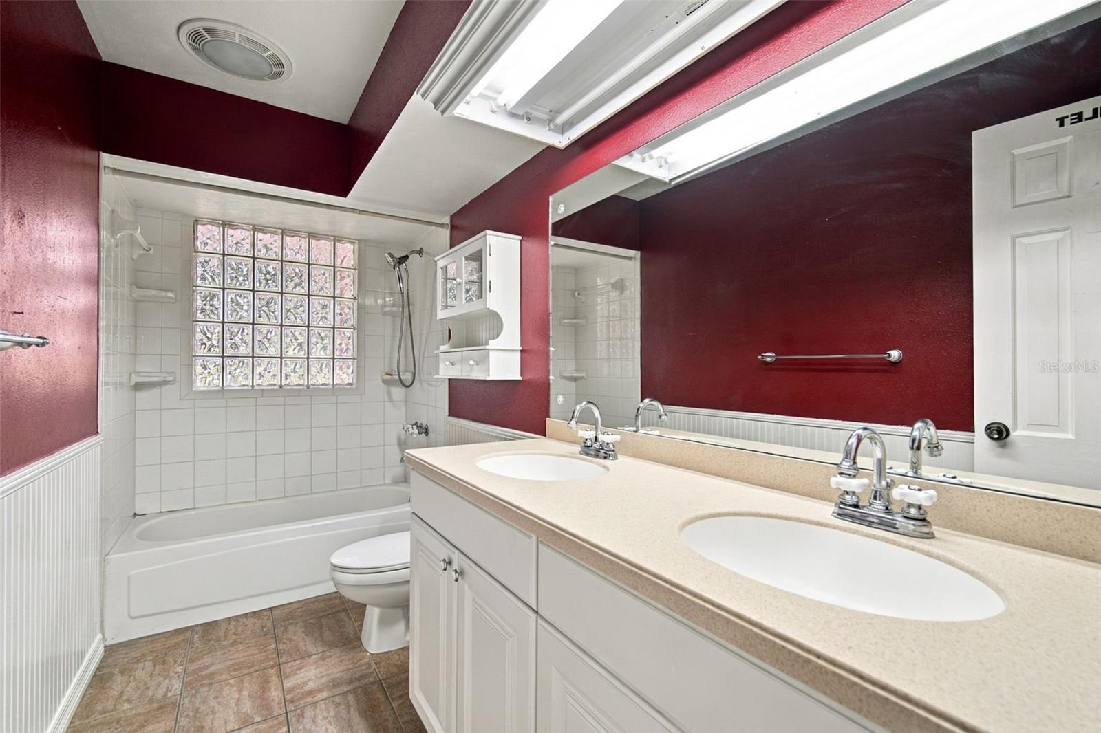 409 EL GRECO DR — photo 21