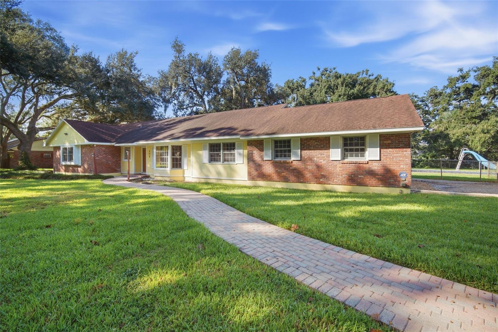 409 EL GRECO DR — photo 36