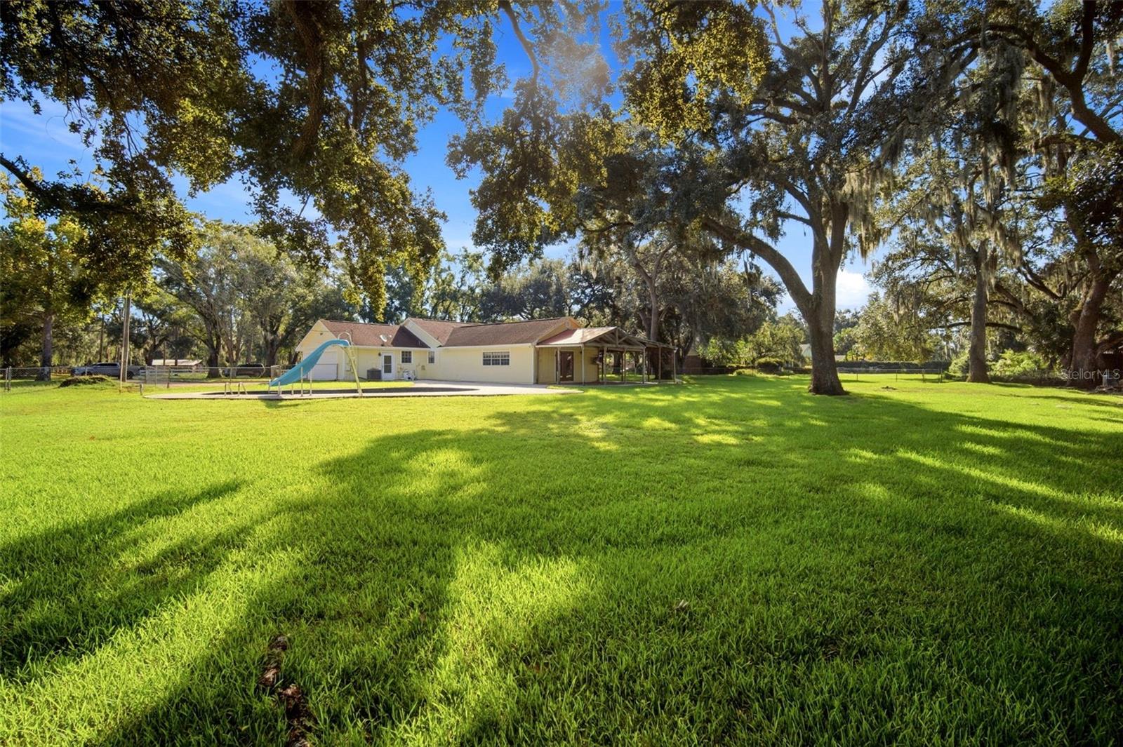409 EL GRECO DR — photo 23