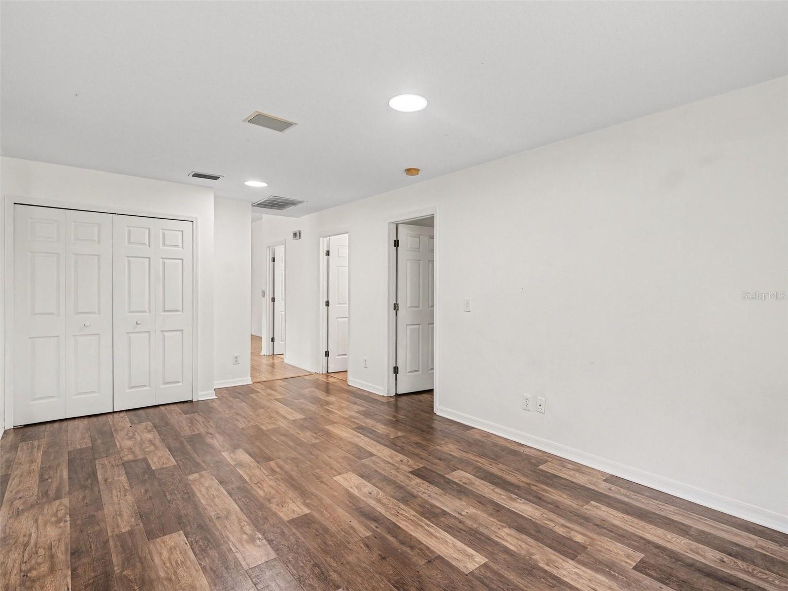 3905 CARDIFF PL — photo 15