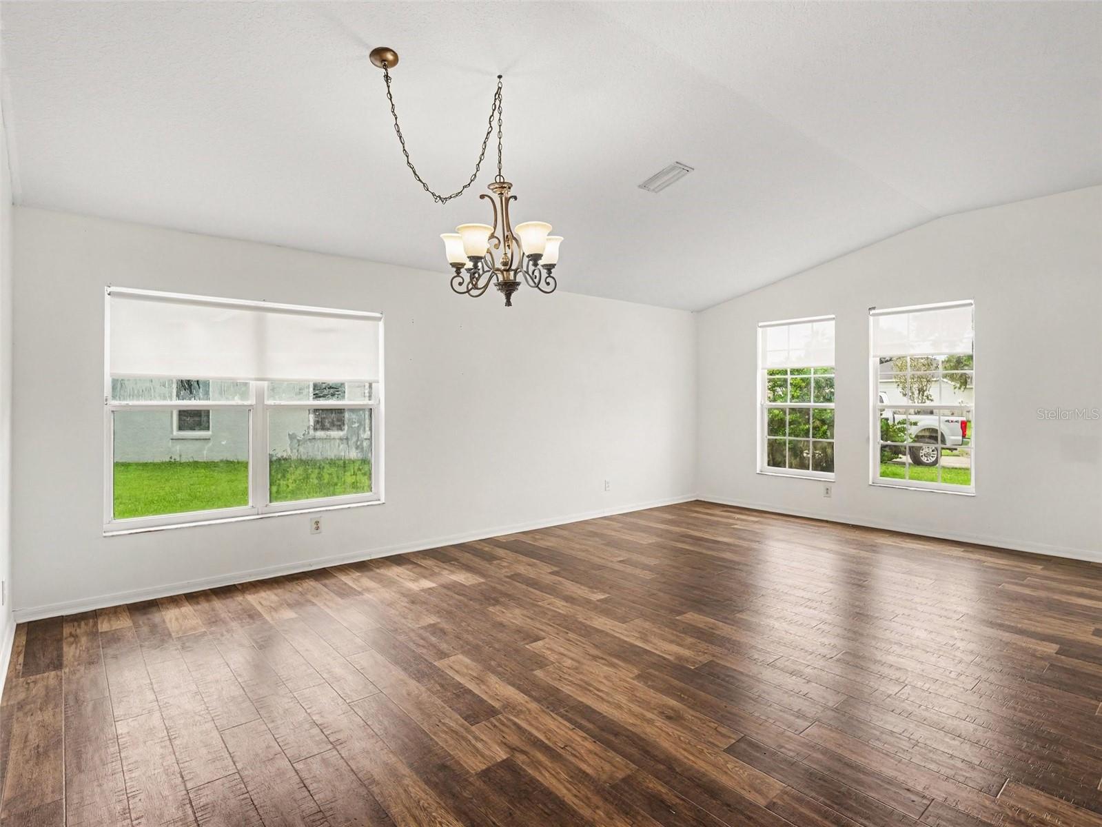 3905 CARDIFF PL — photo 4