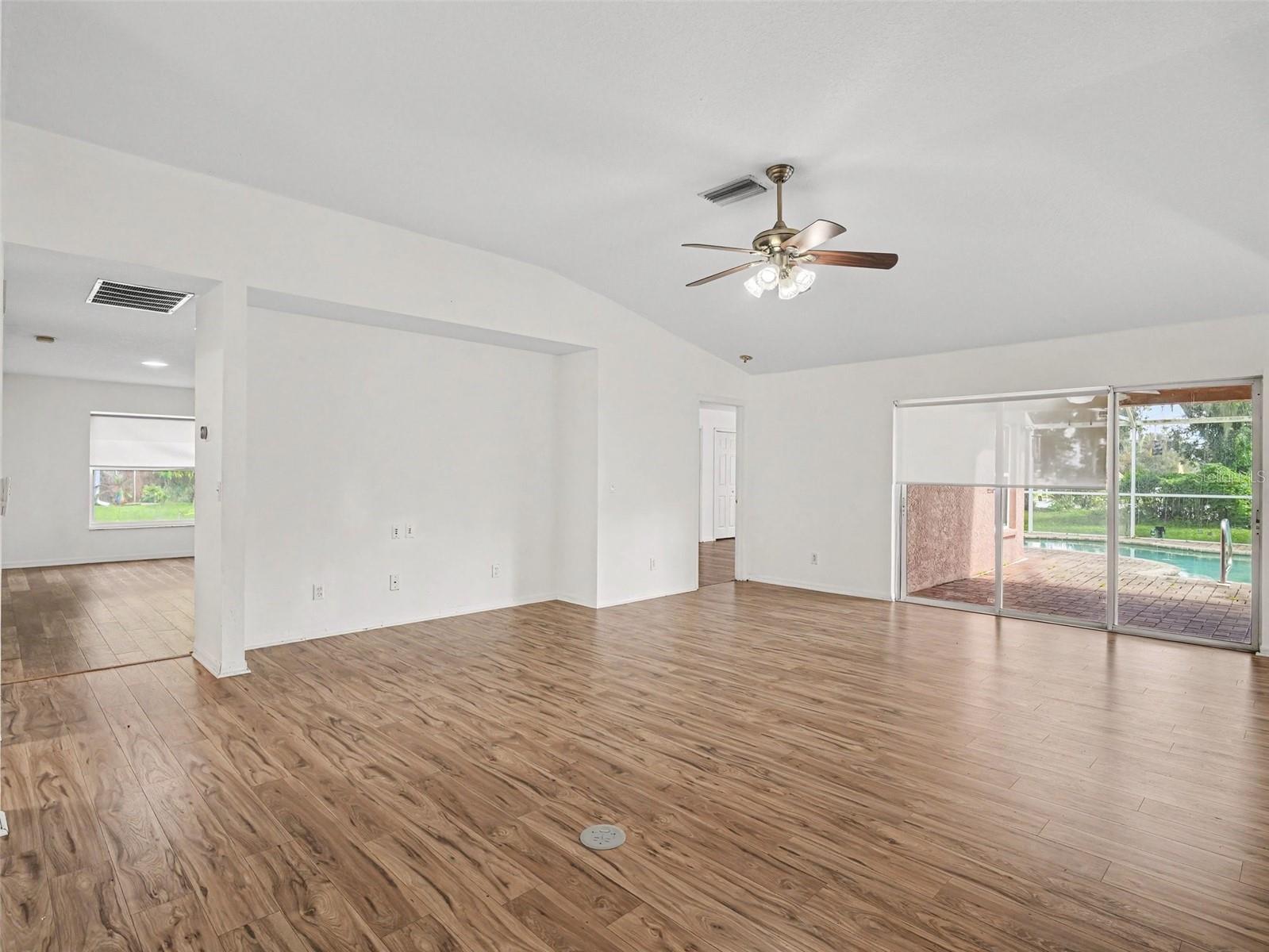 3905 CARDIFF PL — photo 11