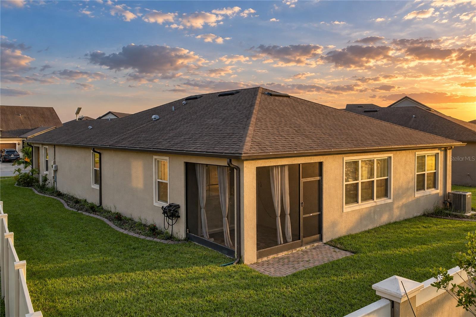 8190 OLIVE BROOK DR — photo 36