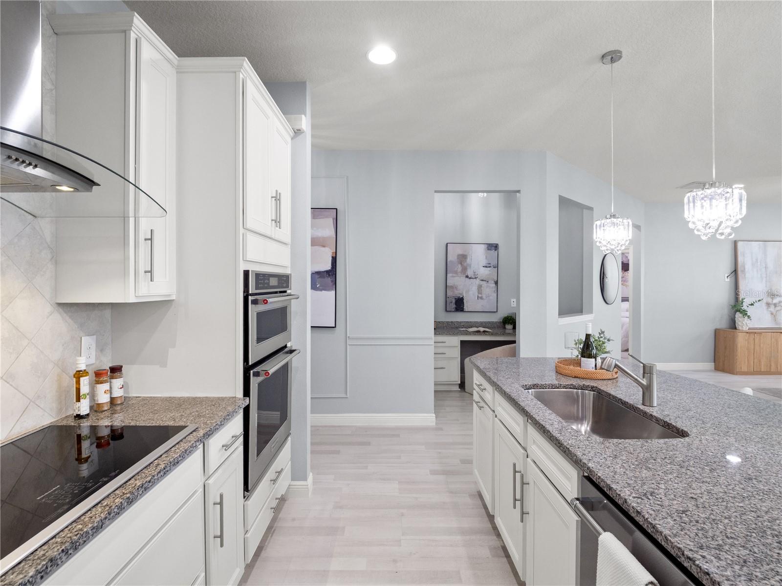 8190 OLIVE BROOK DR — photo 20