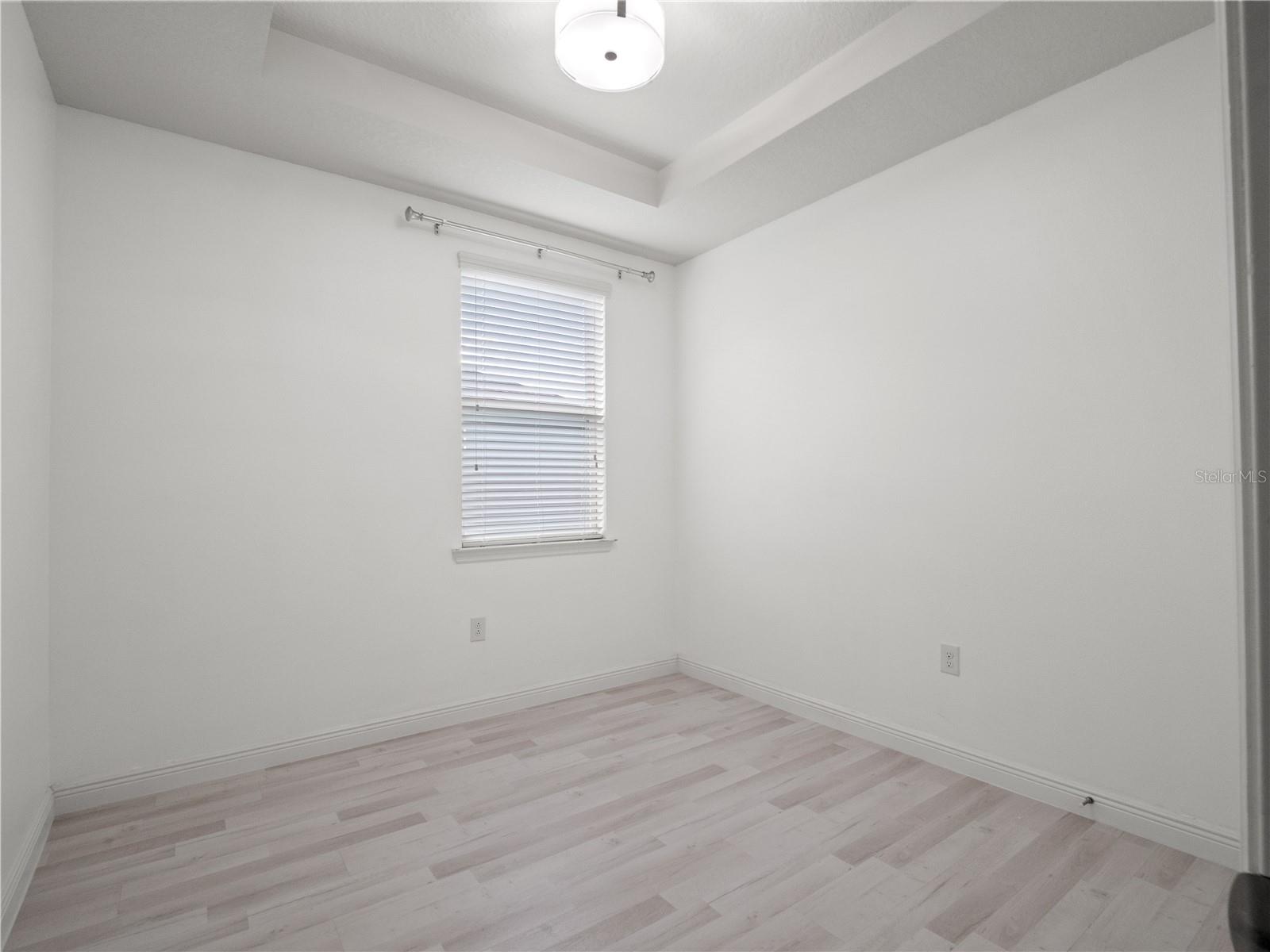 8190 OLIVE BROOK DR — photo 34