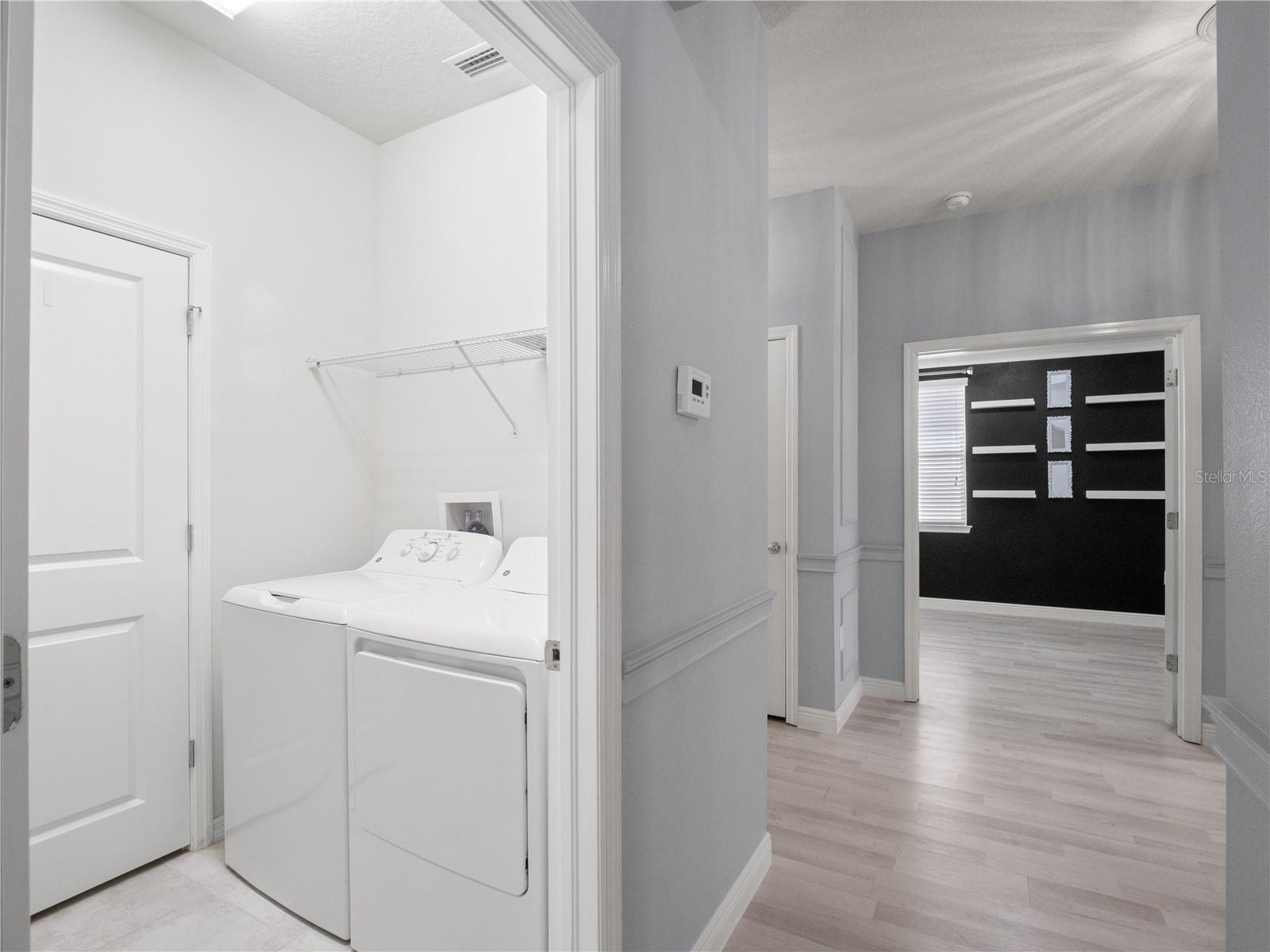 8190 OLIVE BROOK DR — photo 35