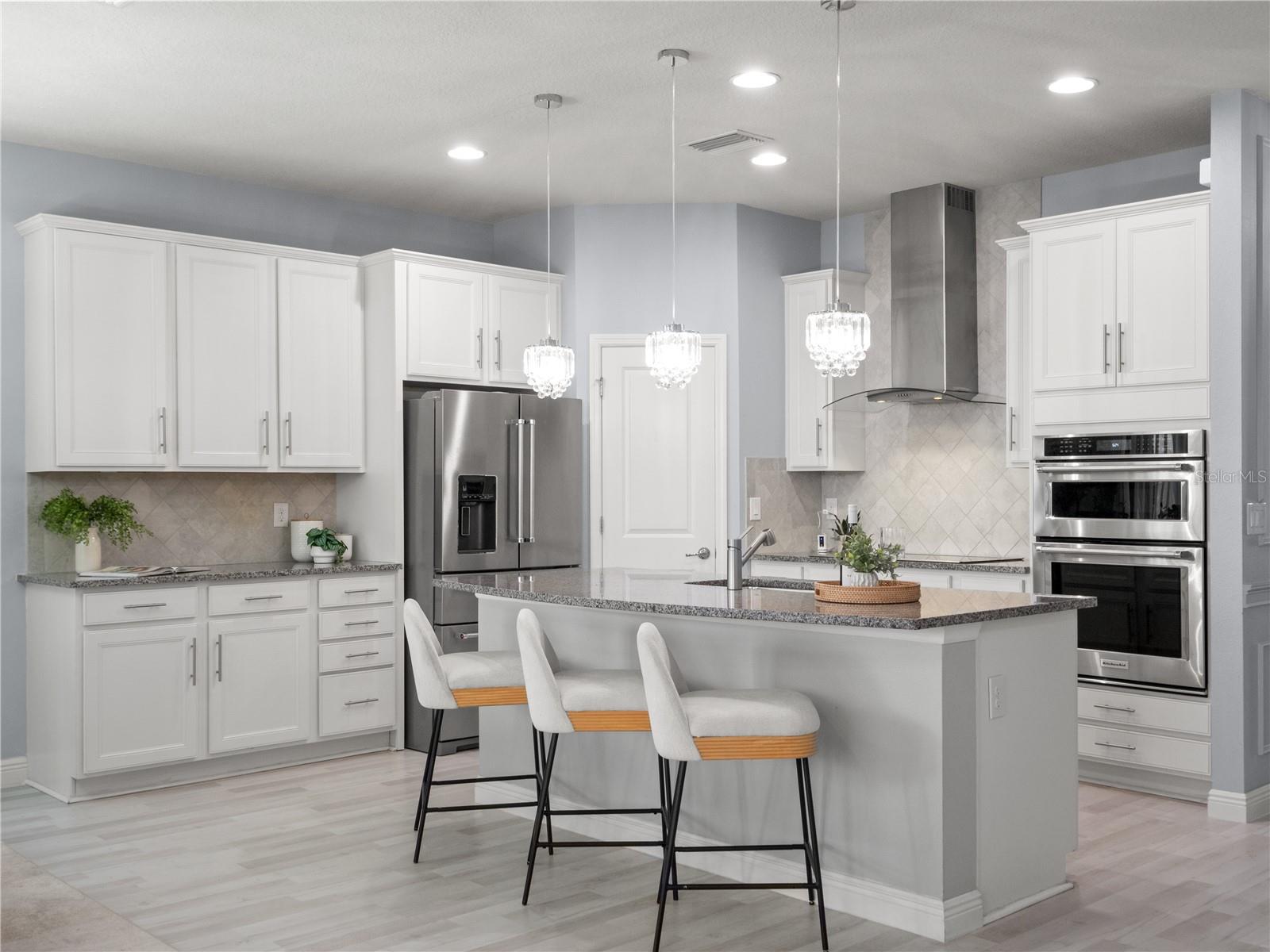 8190 OLIVE BROOK DR — photo 15