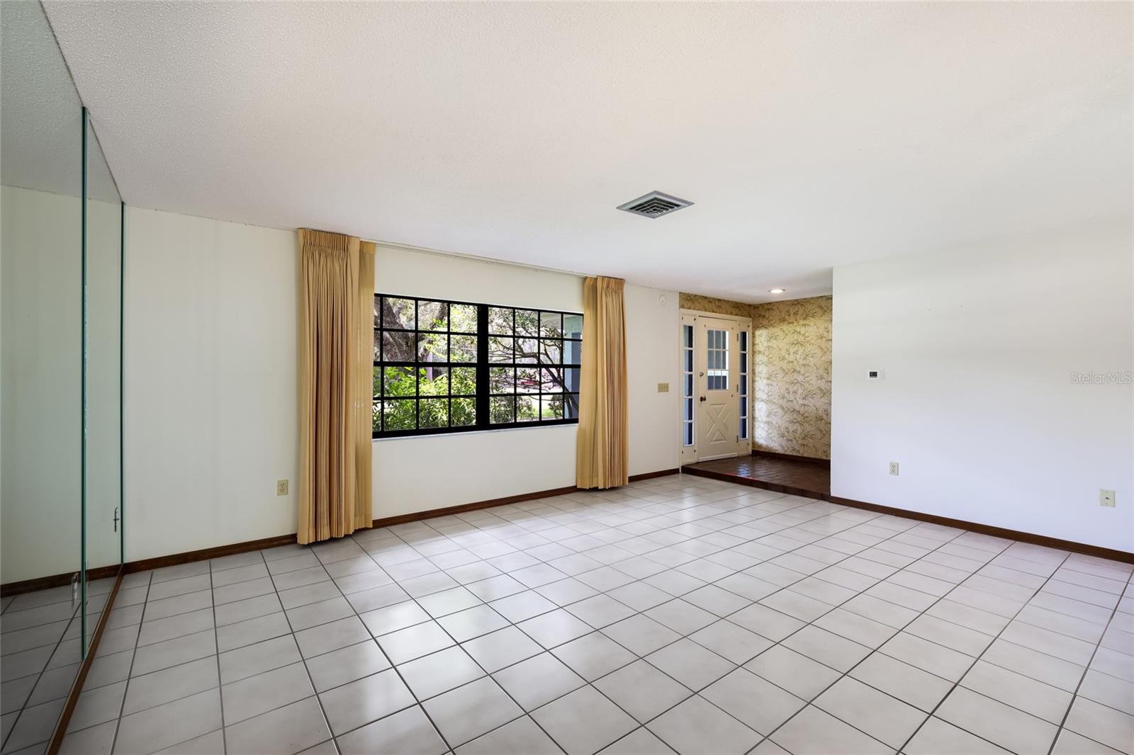 5273 TURTLE CREEK LN — photo 11
