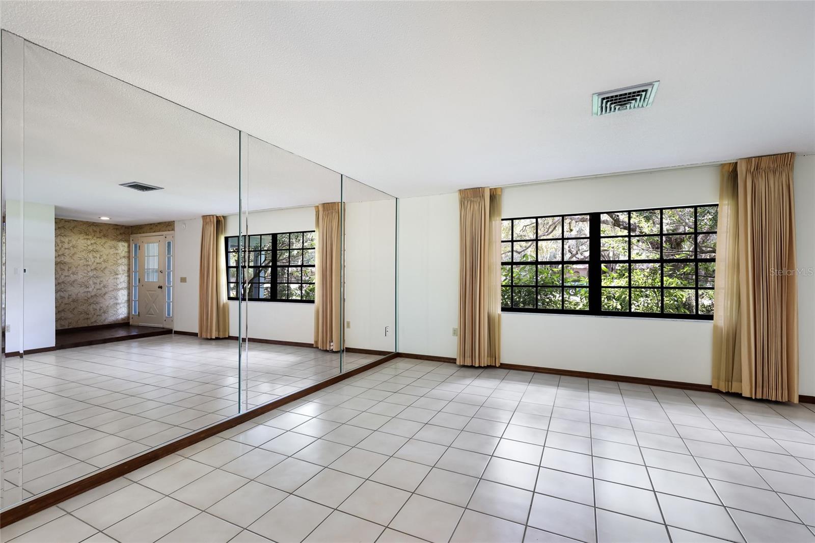 5273 TURTLE CREEK LN — photo 12