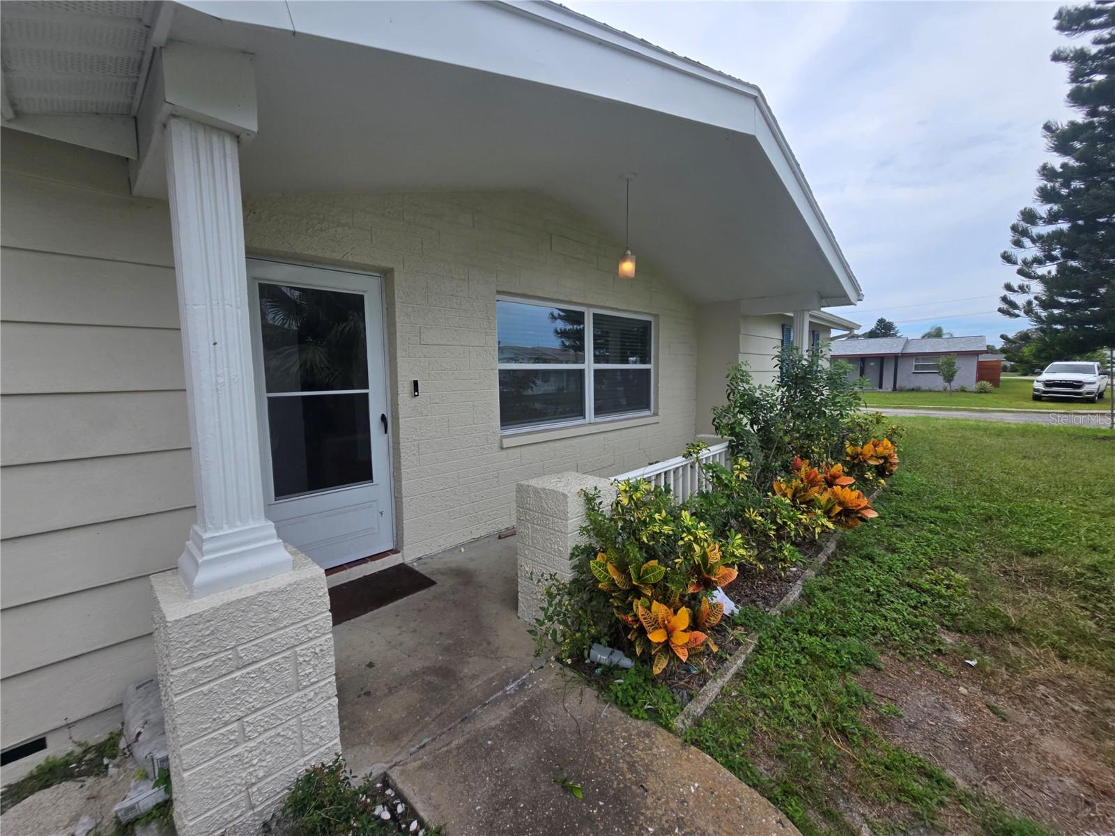 2055 NORFOLK DR — photo 11