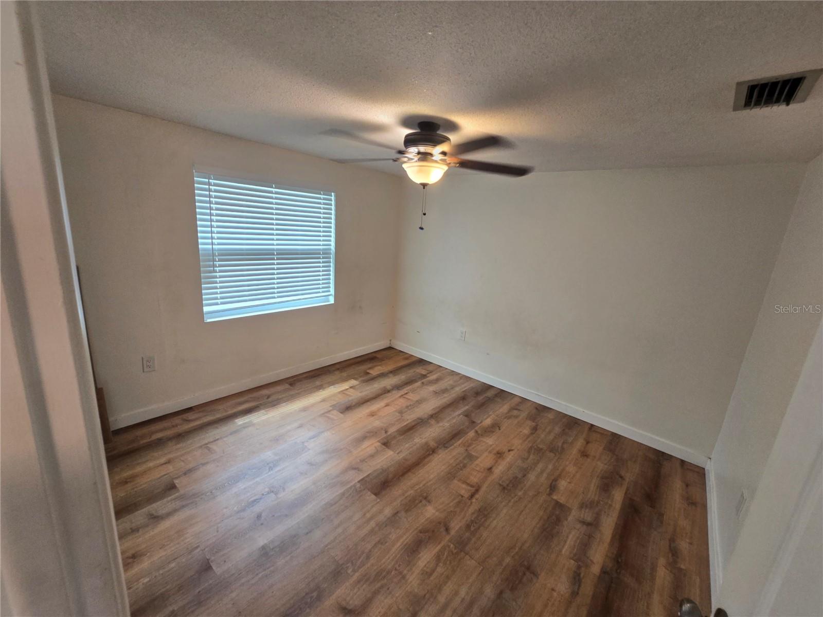 2055 NORFOLK DR — photo 20