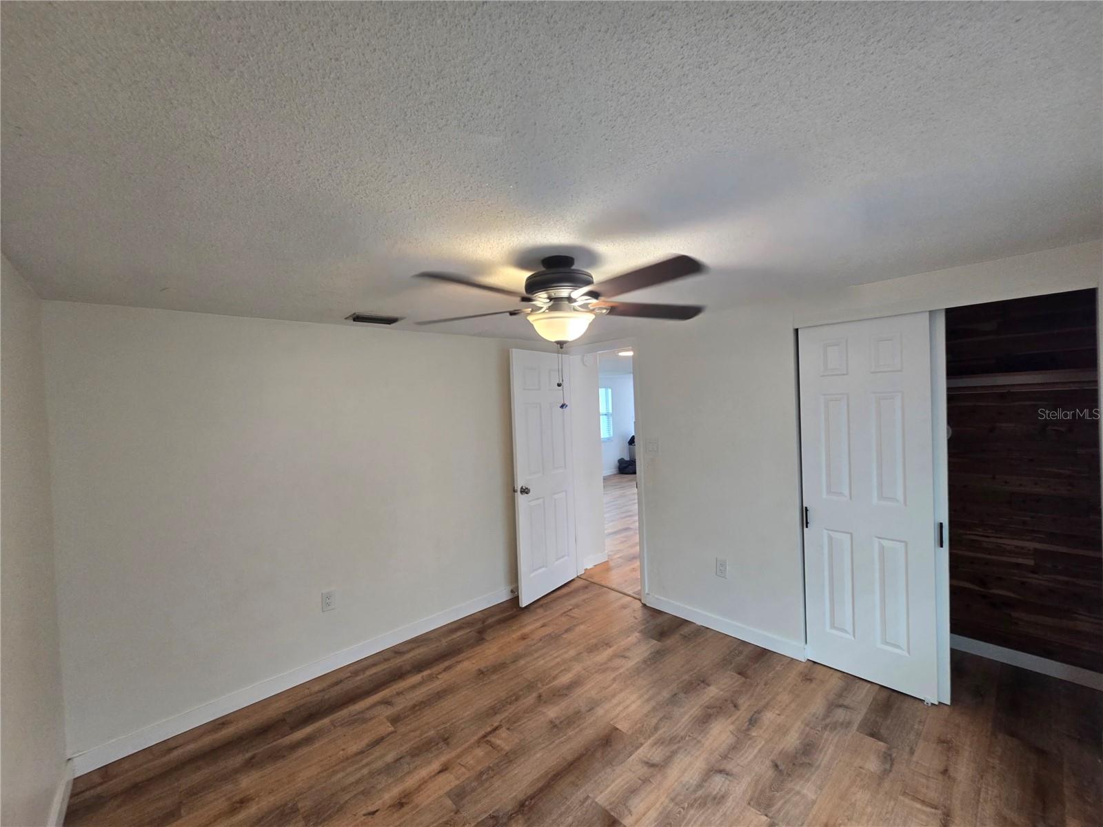 2055 NORFOLK DR — photo 18