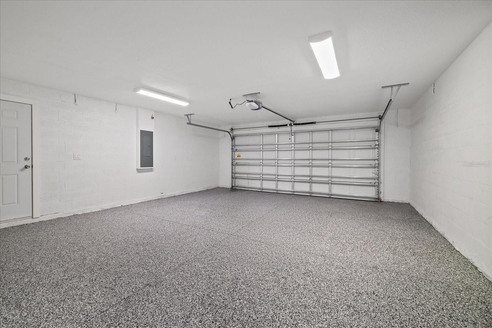 10704 BANFIELD DR — photo 21