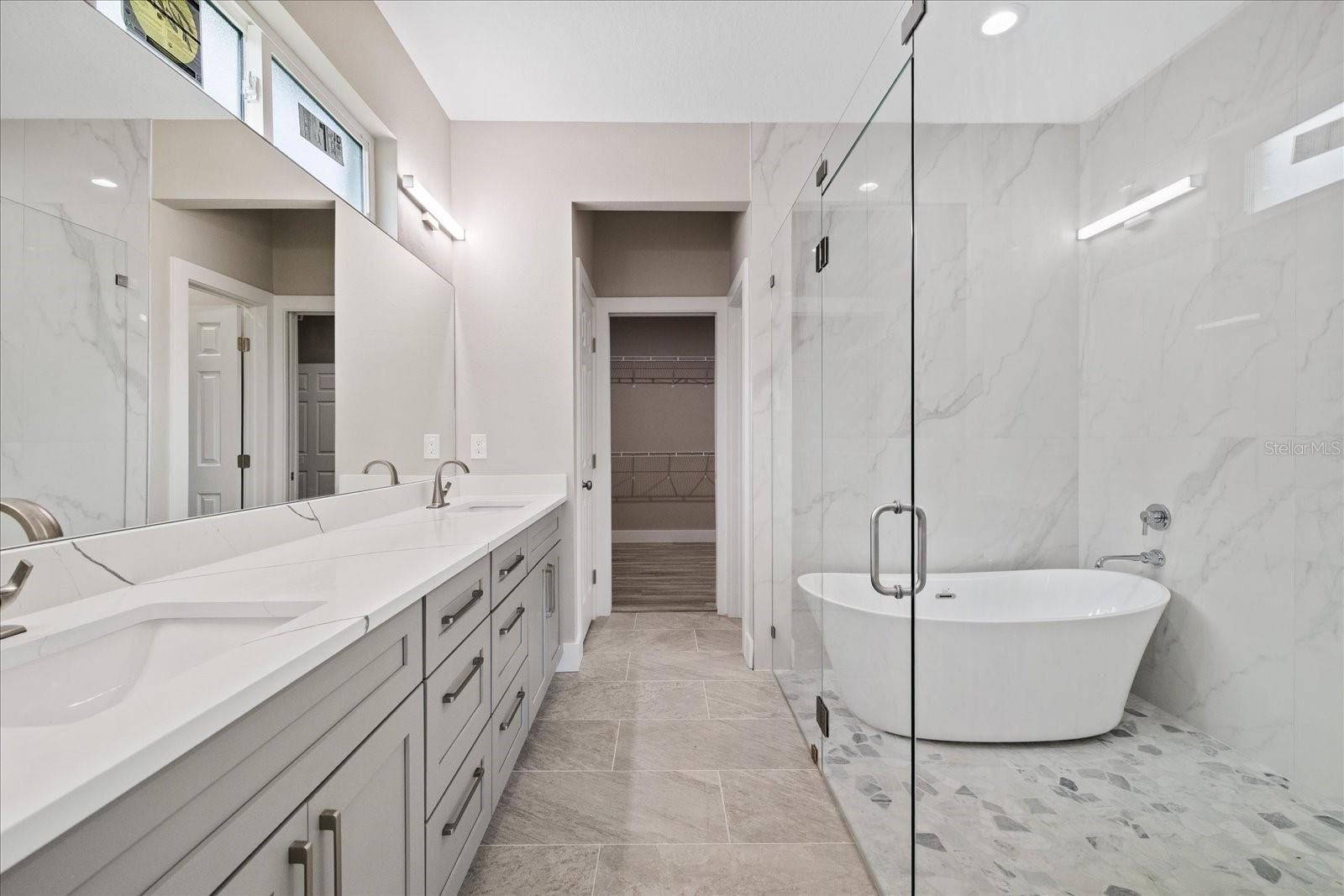 10704 BANFIELD DR — photo 44