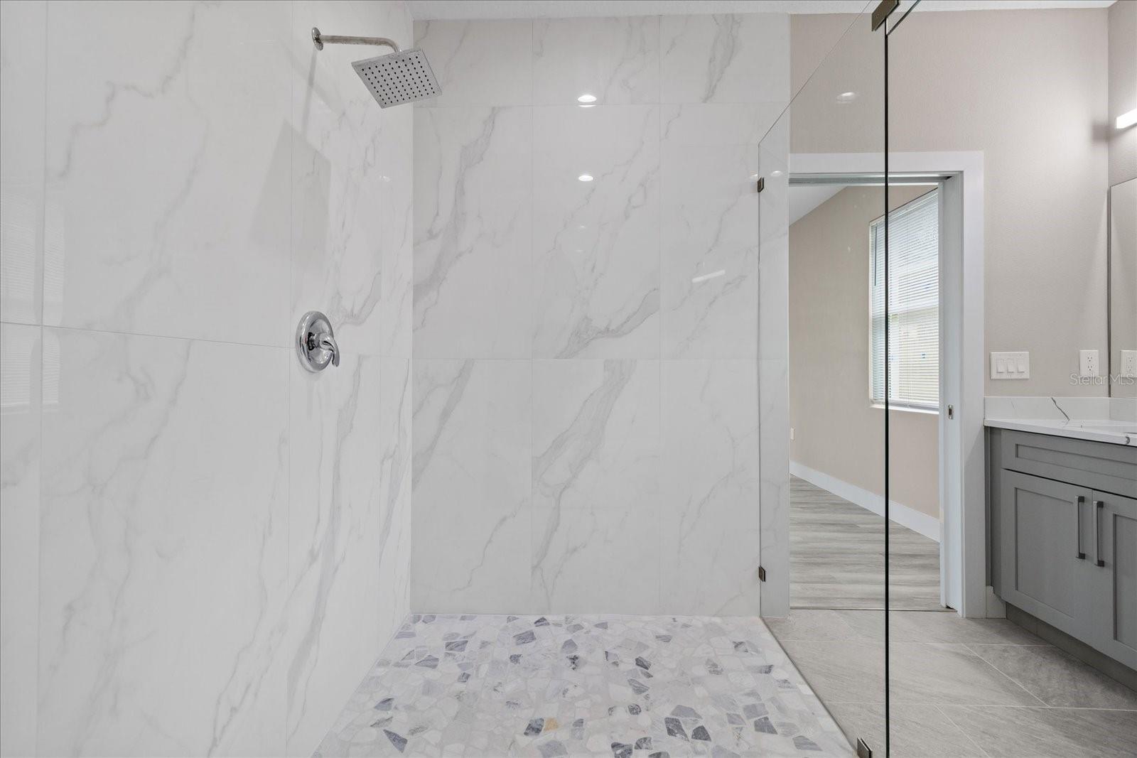 10704 BANFIELD DR — photo 48