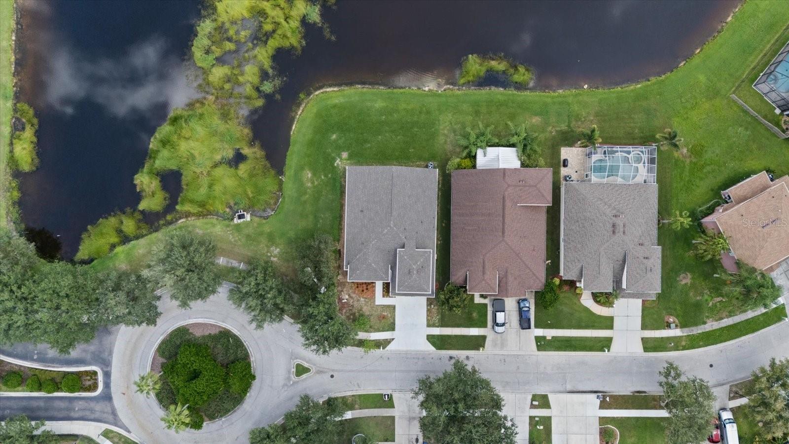 10704 BANFIELD DR — photo 8