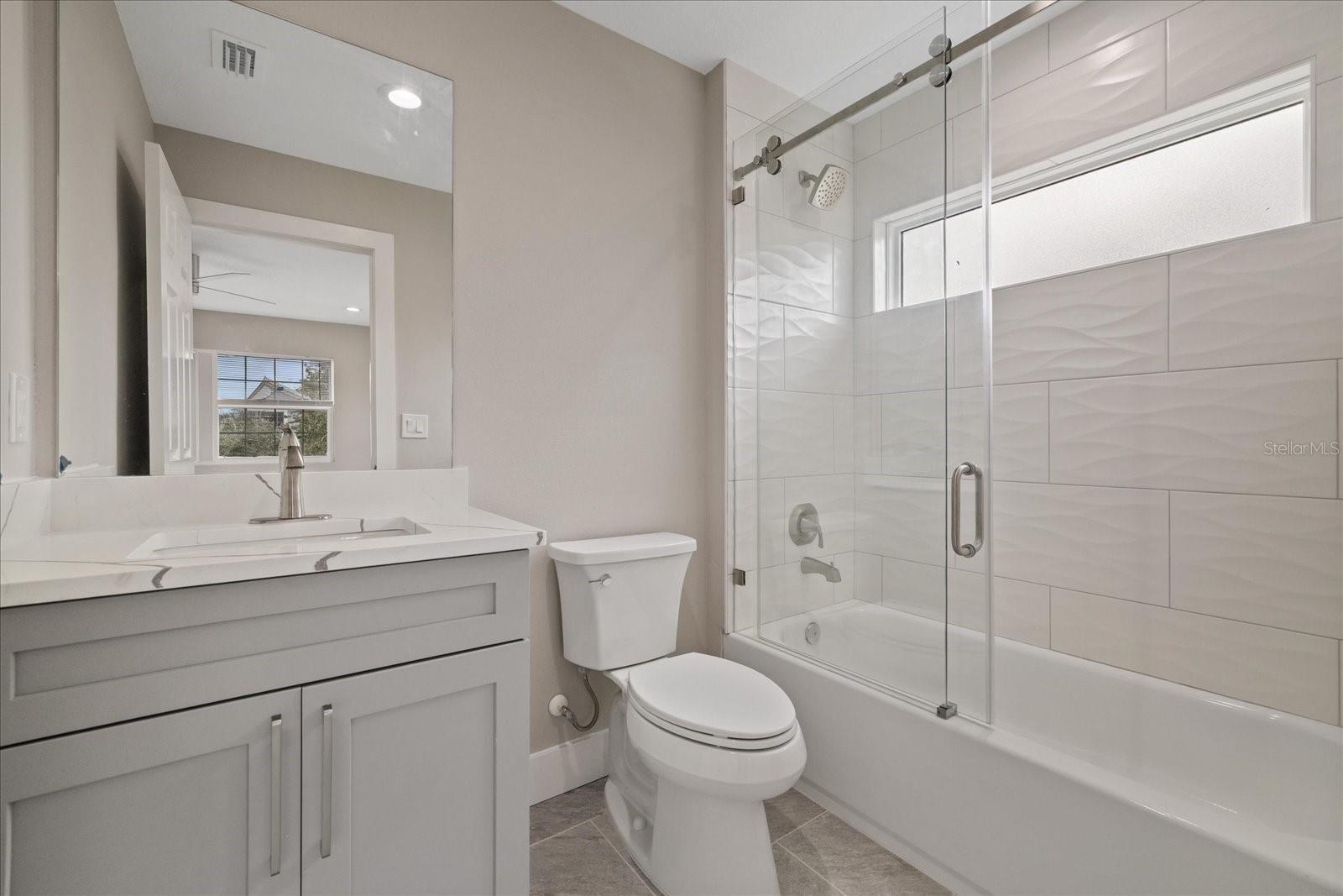10704 BANFIELD DR — photo 54