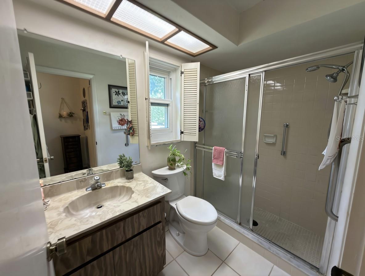 1382 GLENGARRY DR — photo 11