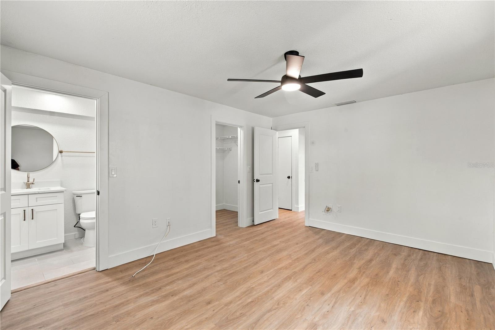 1630 DALE CIR N — photo 22