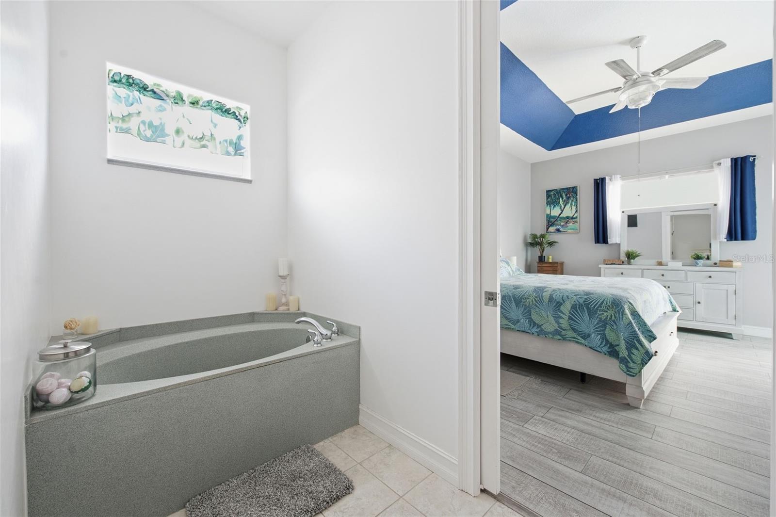 520 LIBERTY ST — photo 25