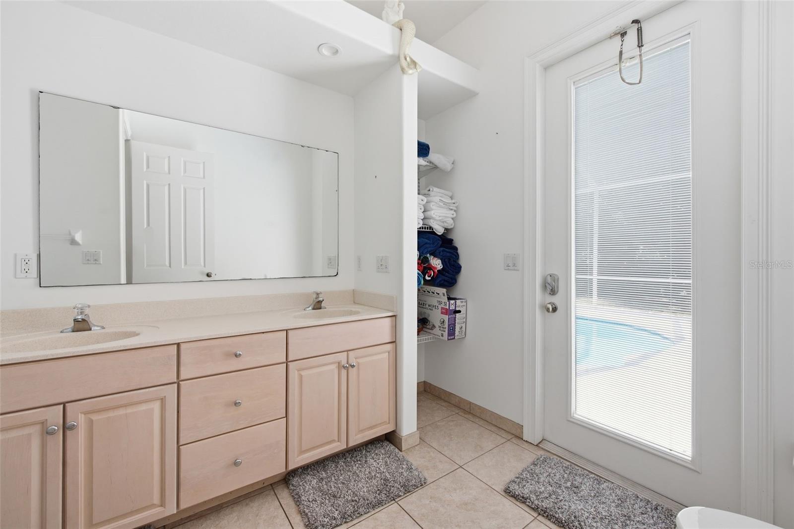520 LIBERTY ST — photo 30