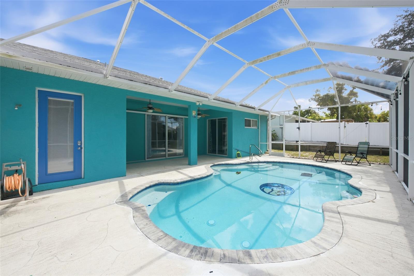 520 LIBERTY ST — photo 37