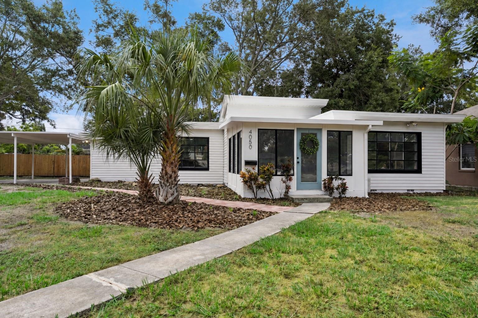 4050 IRIS ST N — photo 32