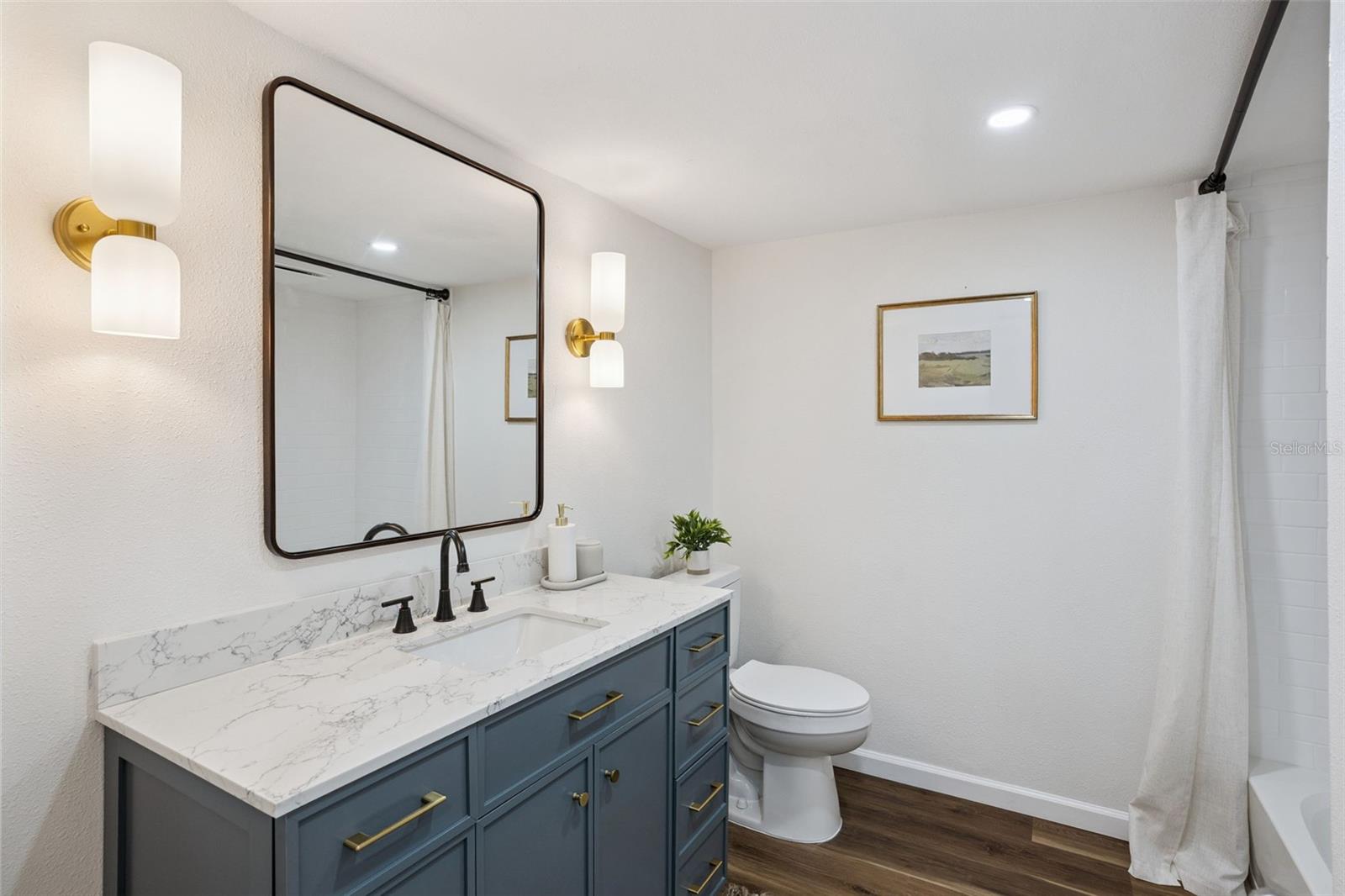 4050 IRIS ST N — photo 18