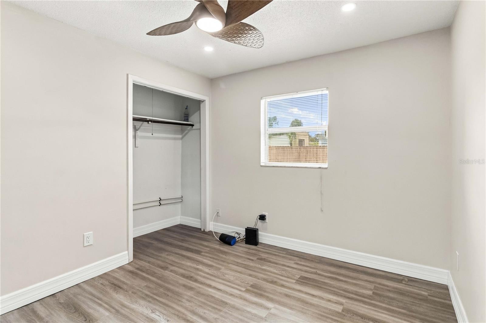 816 KNIGHT ST — photo 16