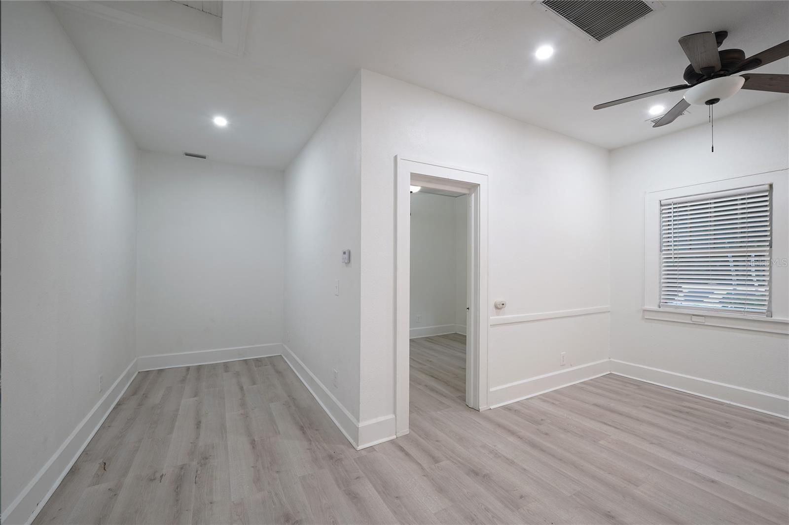 1121 CHERRY ST NE — photo 7