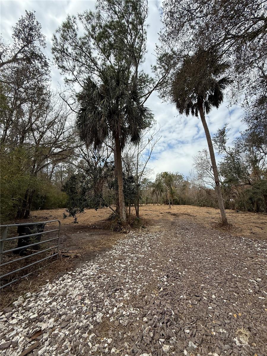 15030 N 301 HWY — photo 10